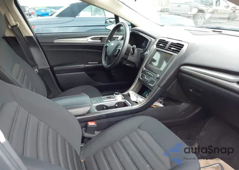 2018 Ford Fusion Hybrid Se z USA, uszkodzony, nr VIN 3FA6P0LU2JR161168